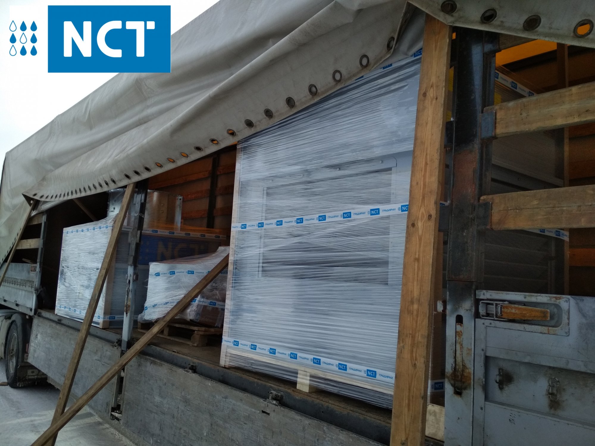 Поставлена мокрая вентиляторная градирня NCT в специальном исполнении для производителя радиаторов из литого алюминия и стали - «SAS Industrial».